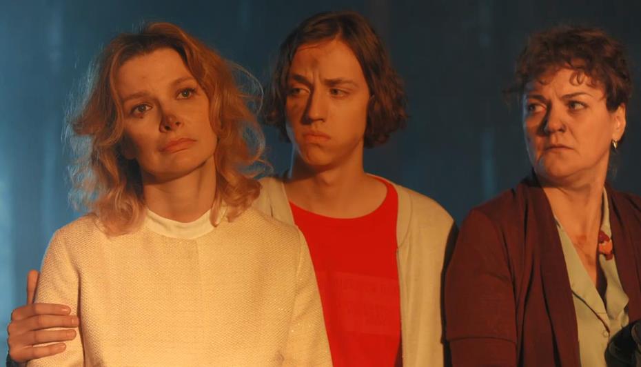 Читать описание содержания серий сериала "Ивановы-Ивановы 5" в кратком и подробном изложении