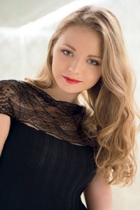 Карина Разумовская: личная семейная жизнь на фото