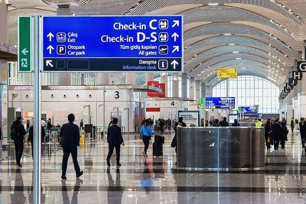 Въезд в Турцию ограничен для туристов, привитых «Спутником Лайт»