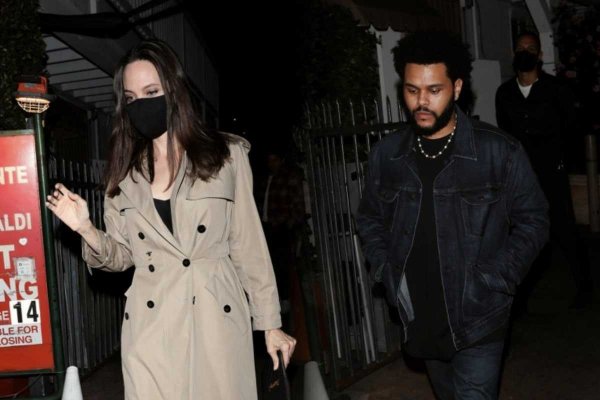 Актрису Анджелину Джоли «сватают» с канадским музыкантом The Weeknd