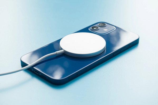 Компания Apple собирается представить новый iPhone SE 3 2022