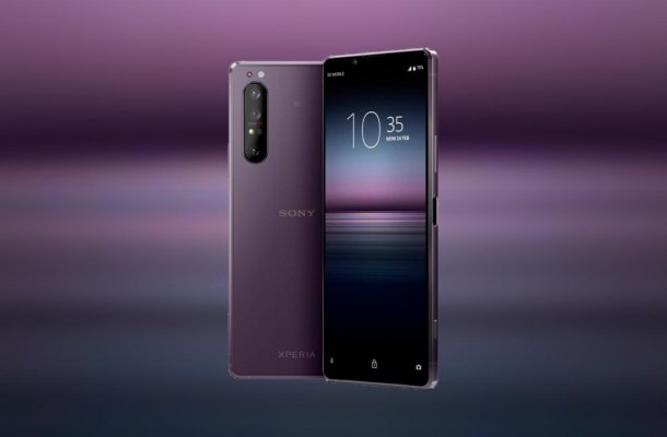 Компания Sony представила новый телефон с огромной камерой Xperia Pro-I