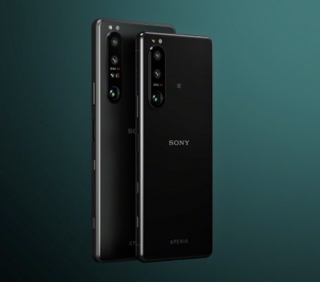 Компания Sony представила новый телефон с огромной камерой Xperia Pro-I