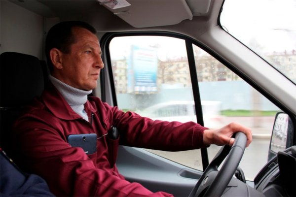 Ни гвоздя, ни жезла: прикольные короткие поздравления с Днем автомобилиста-2020, в прозе и стихах