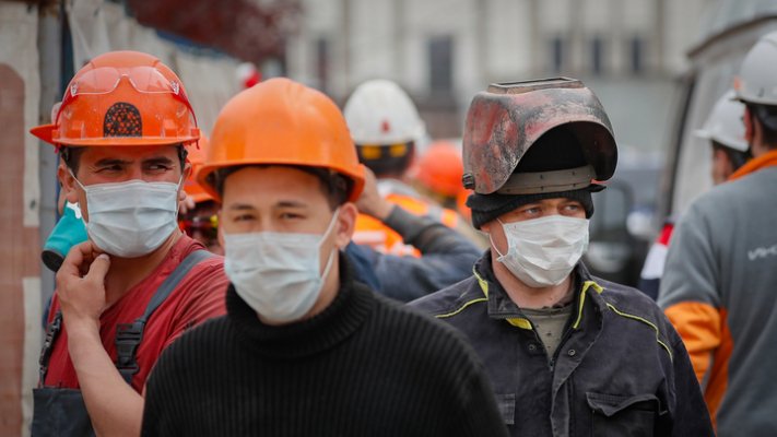 Сотрудники МВД с 1 января 2022 года смогут выдворять нелегальных трудовых мигрантов